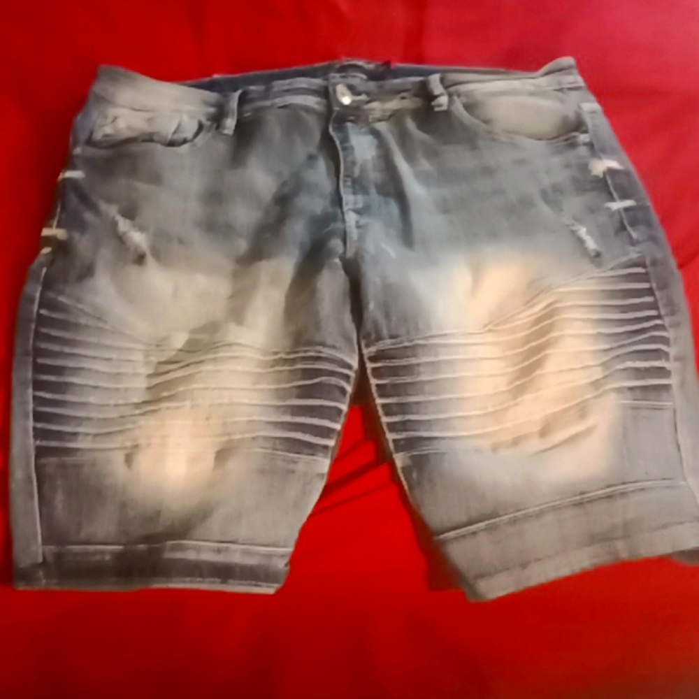 blue Jean shorts, southpole slim 36 fit